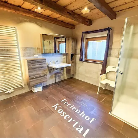 Kosertal - Erlebnisbauernhof, Reitstall & *