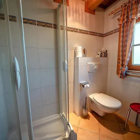 Apartamento Kosertal - Erlebnisbauernhof, Reitstall & Marktleugast